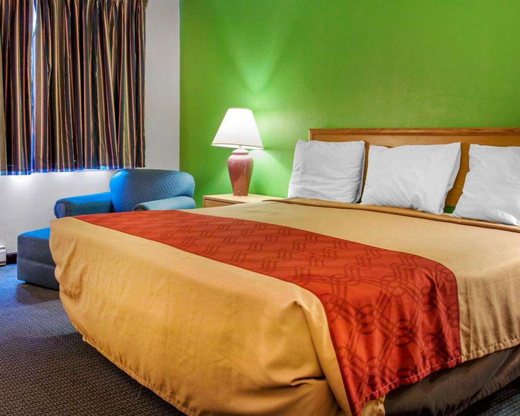 Econo Lodge バトルクリーク 部屋 写真
