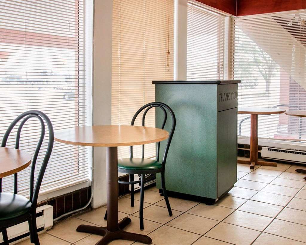 Econo Lodge バトルクリーク レストラン 写真